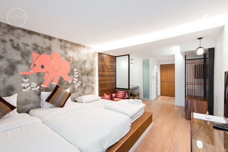 Pillow Pillow House Sukhumvit-Rama4, Bangkok, Thailand