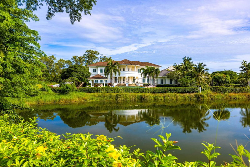 The White House, Palm Hills Golf and Country Club, Ban Nong Sai, Thailand