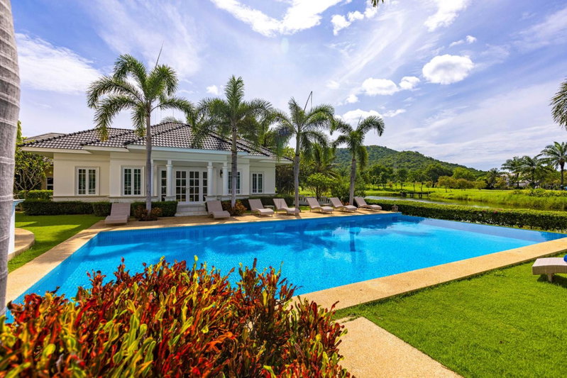 The White House, Palm Hills Golf and Country Club, Ban Nong Sai, Thailand