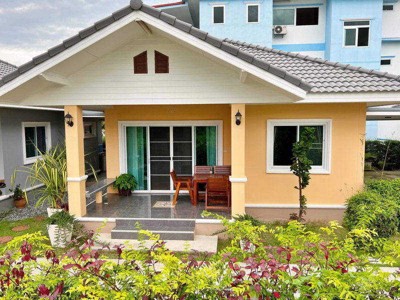 New Home Detached House Near the Sea in the Heart of Rayong, Ban Chak Phai, Thailand