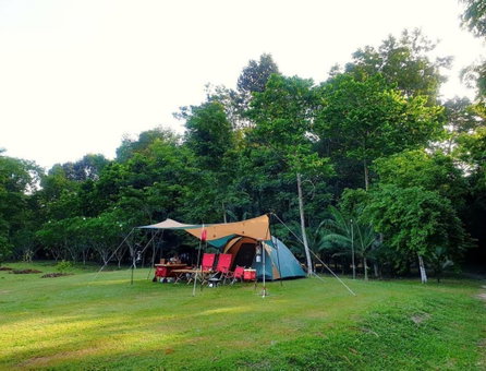บ้านย่า ณ ท่าไทร, Si Racha, Thailand