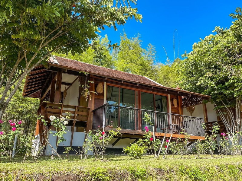 Tippaya Villa, Doi Saket, Thailand