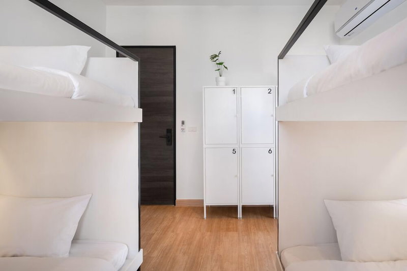 CASA BLANCA Dusit - Hostel, Bangkok, Thailand