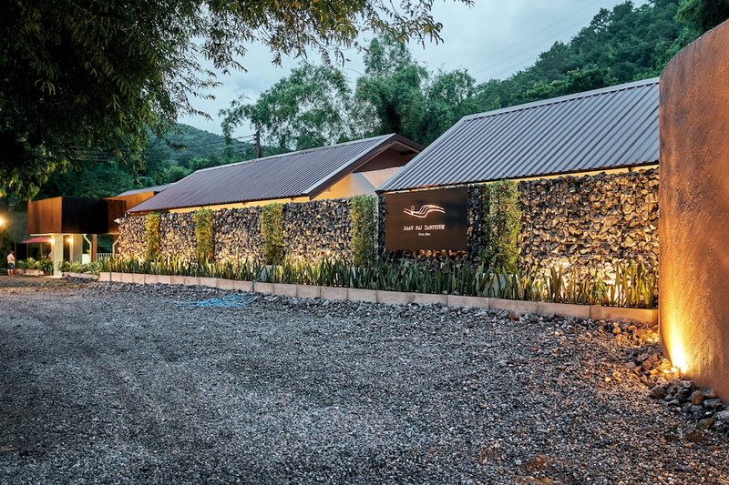 Baan Rai Santisuk, Lom Sak, Thailand