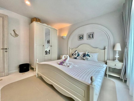 Chelona huahin beachfront resort condo, Khao Tao, Thailand