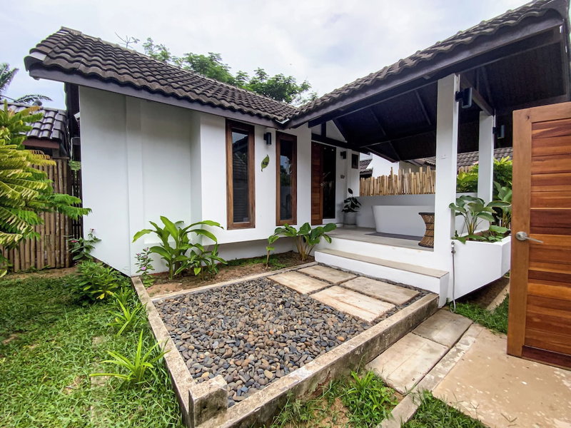 Chumphon Cabana Resort, Pathio, Thailand