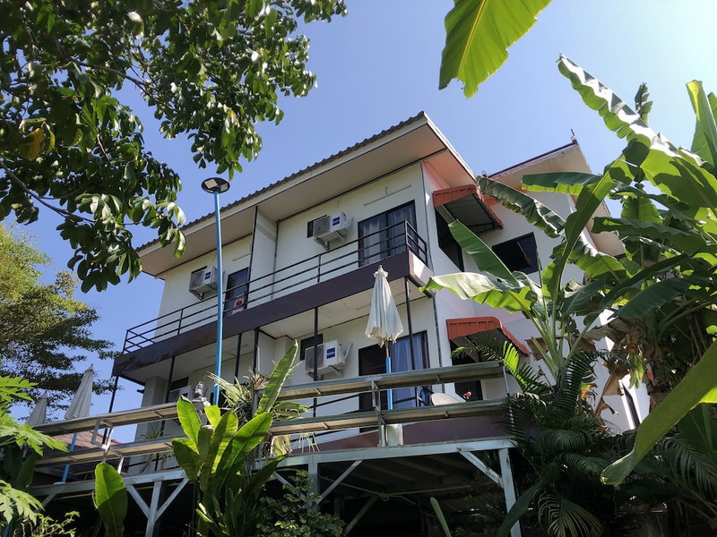 Sandee Place Mountain View Chomthong, Chom Thong, Thailand