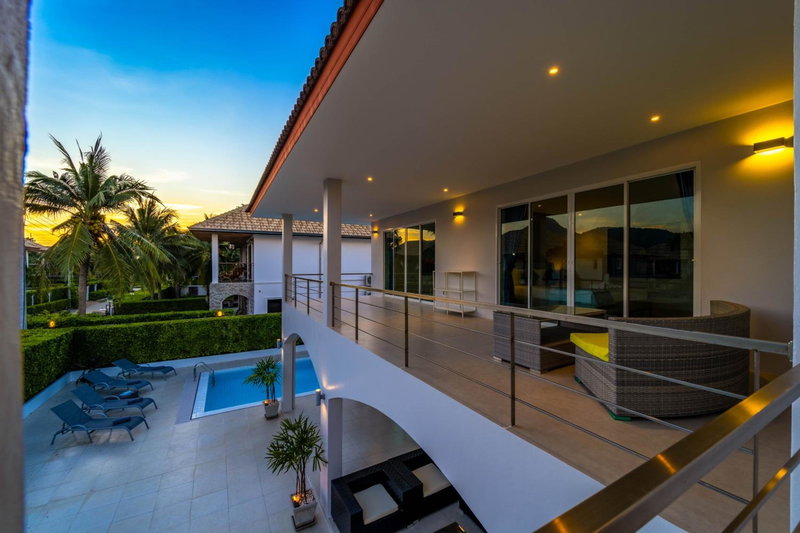 Modern 4 Bedroom Pool Villa in Good Location VY, Hua Hin, Thailand