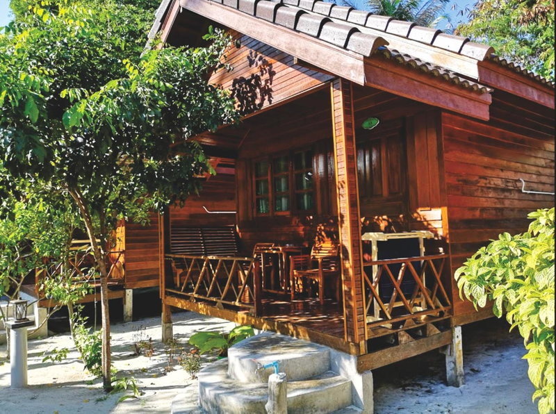 Chareena Beachside, Ko Lipe, Thailand