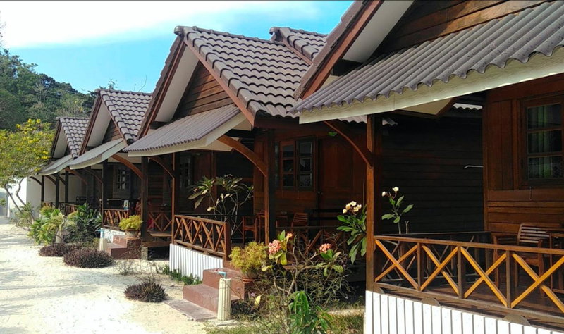 Chareena Beachside, Ko Lipe, Thailand