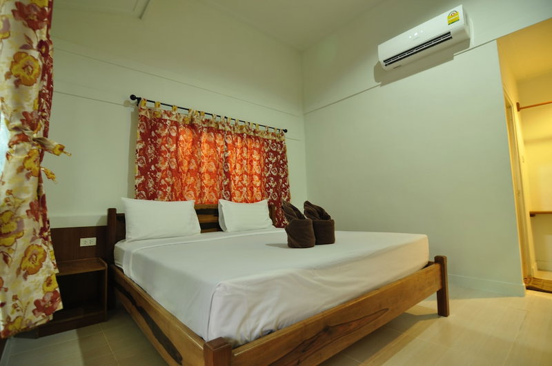 Phi Phi Twin Palms Bungalows, Ko Phi Phi, Thailand