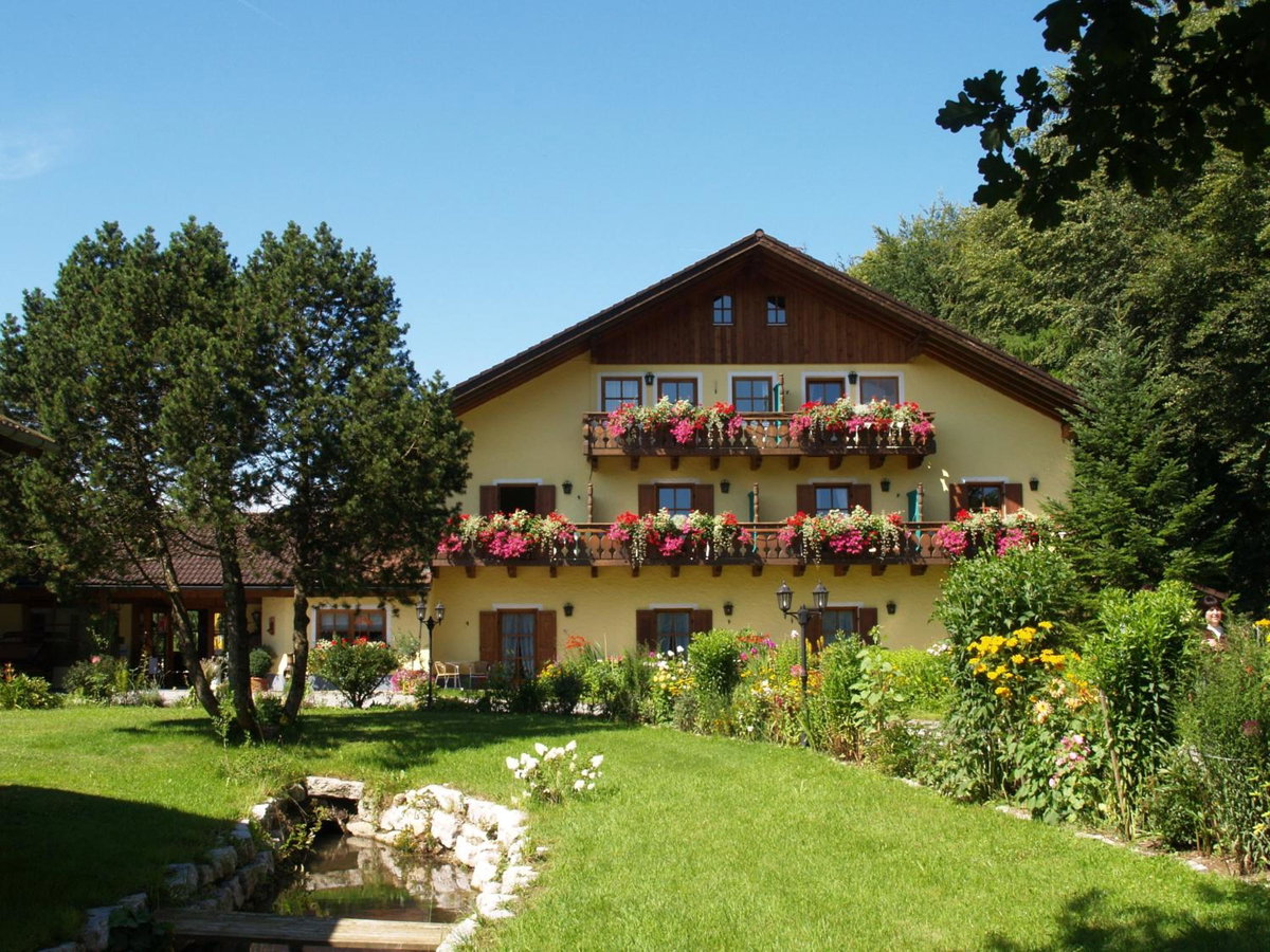 Hotel · Eichenhof, Waging Am See