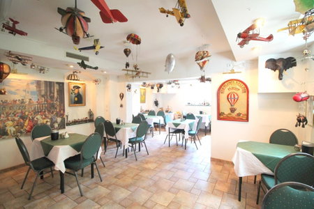 Hotel Zu den Linden, Dresden, Germany