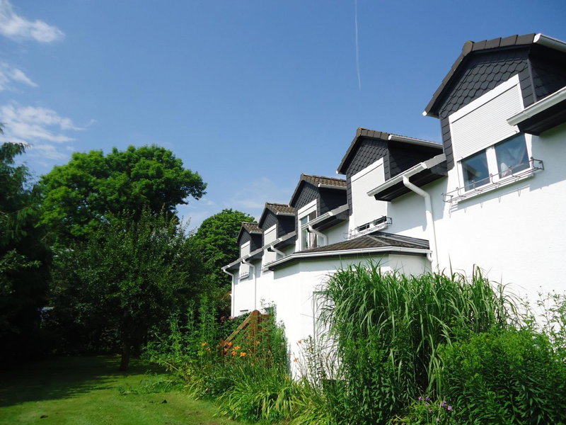 Das FRITZ Hotel Schwerin schöne Lage im Grünen mit regionaler Küche kostenfreien Parkplätzen und E Ladestation, Schwerin, Germany