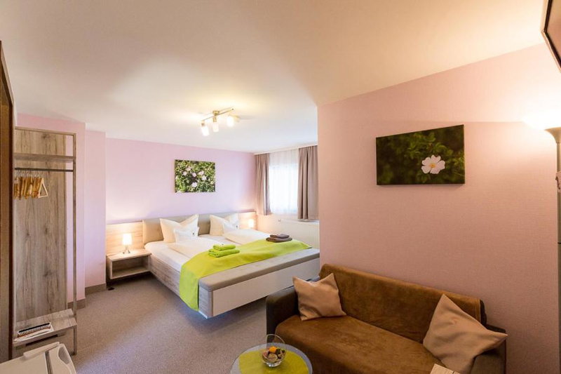Kräuterhotel Garni Zur Klostergrotte, Nohra, Germany