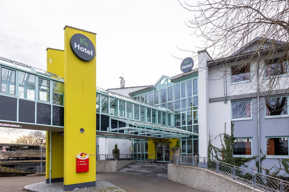 Hotel · Hotel Holledau, Geisenhausen