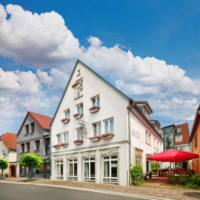Hotel Müller Café & Wein - Mondholzhotel, Veitshöchheim, Germany