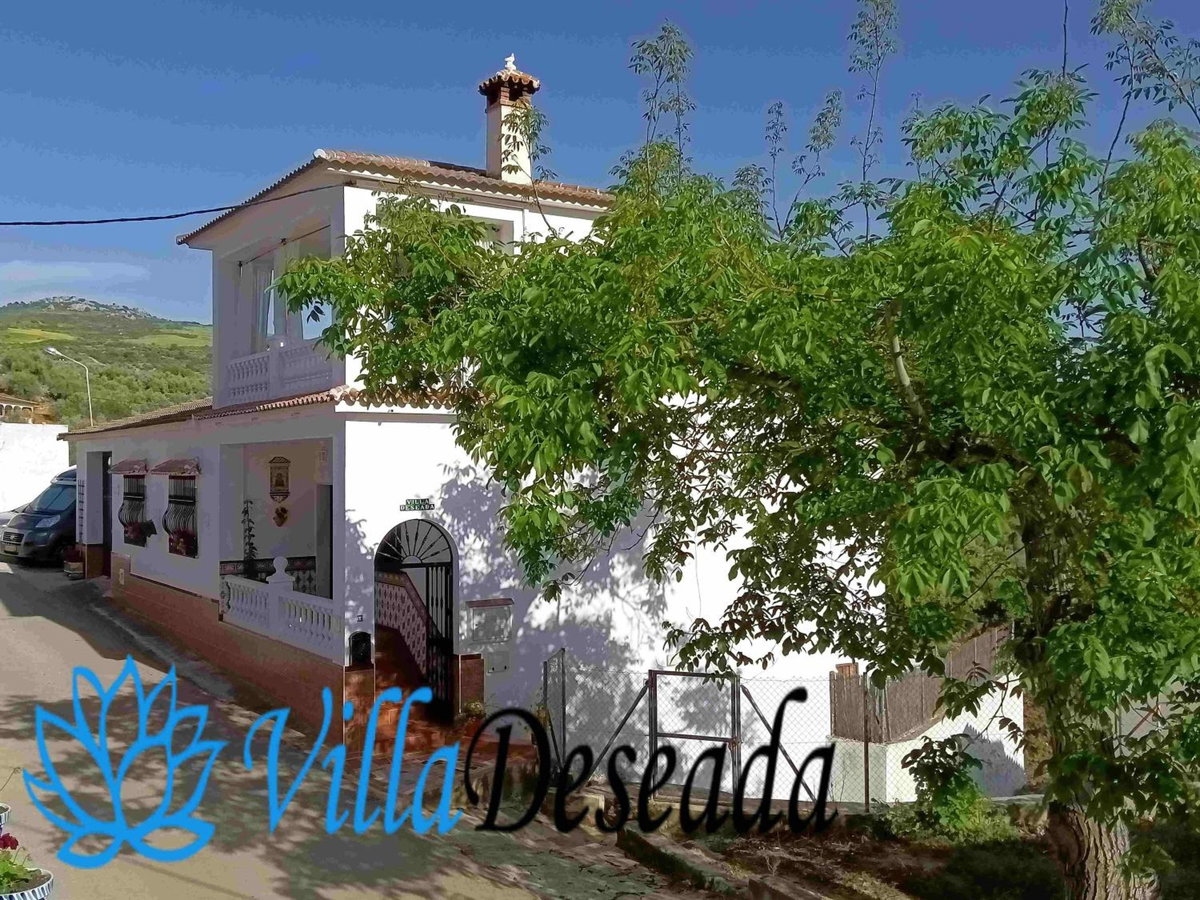 Hotel · B&B Villa Deseada, Periana