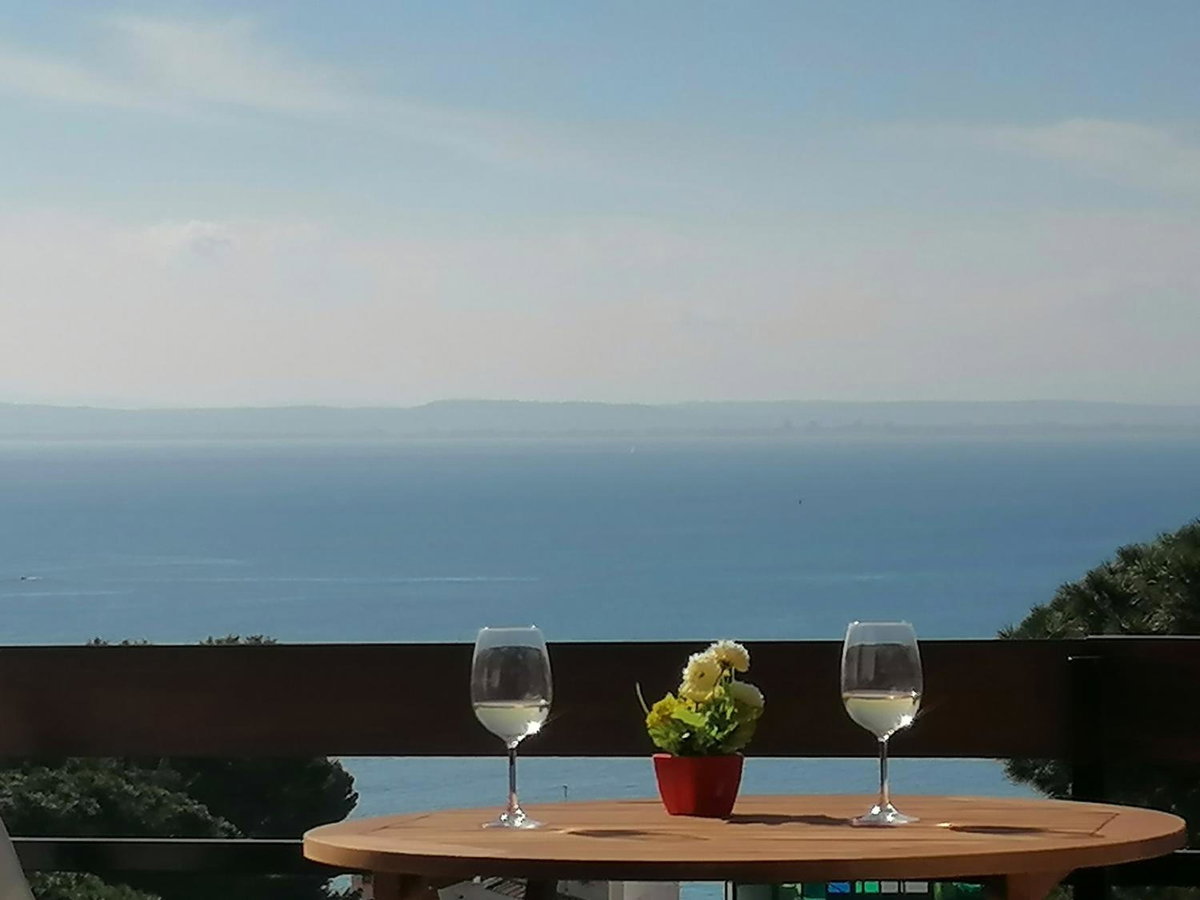 Canyelles Apartament, Spain