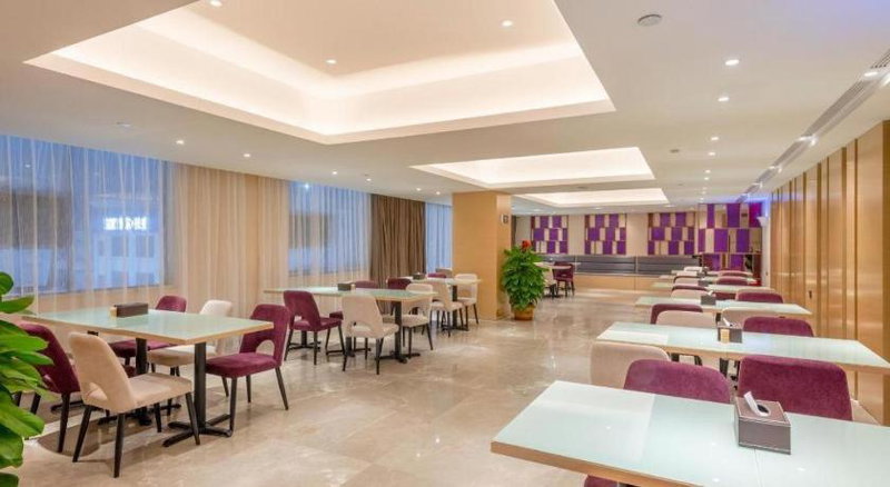 Lavande Hotel Dongguan Shijie Jiarong Shopping Plaza Liuhua Metro Station, Shilong, China