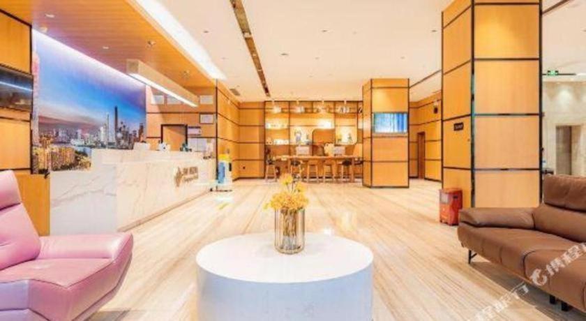 Chonpines Hotel Guangzhou Sunac Cultural and Tourism City Shiling, China