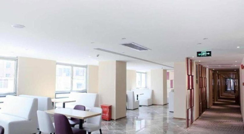 Lavande Hotel Shenzhen North Station Huawei Gangtou Metro Station, Tiantangwei, China