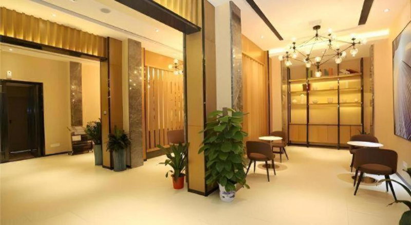 City Comfort Inn Changsha Jingwanzi Desiqin Plaza, Changsha, China