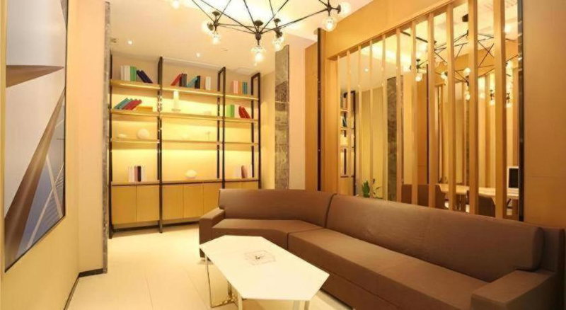 City Comfort Inn Changsha Jingwanzi Desiqin Plaza, Changsha, China