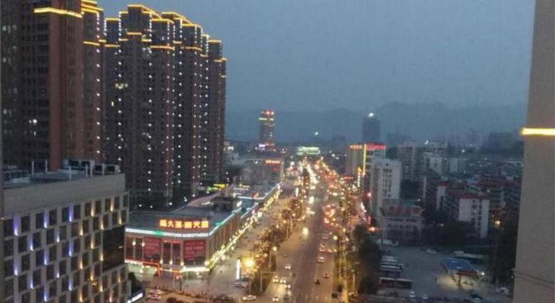 Lavande Hotel Yichang Railway East Station Branch, Yichang, China