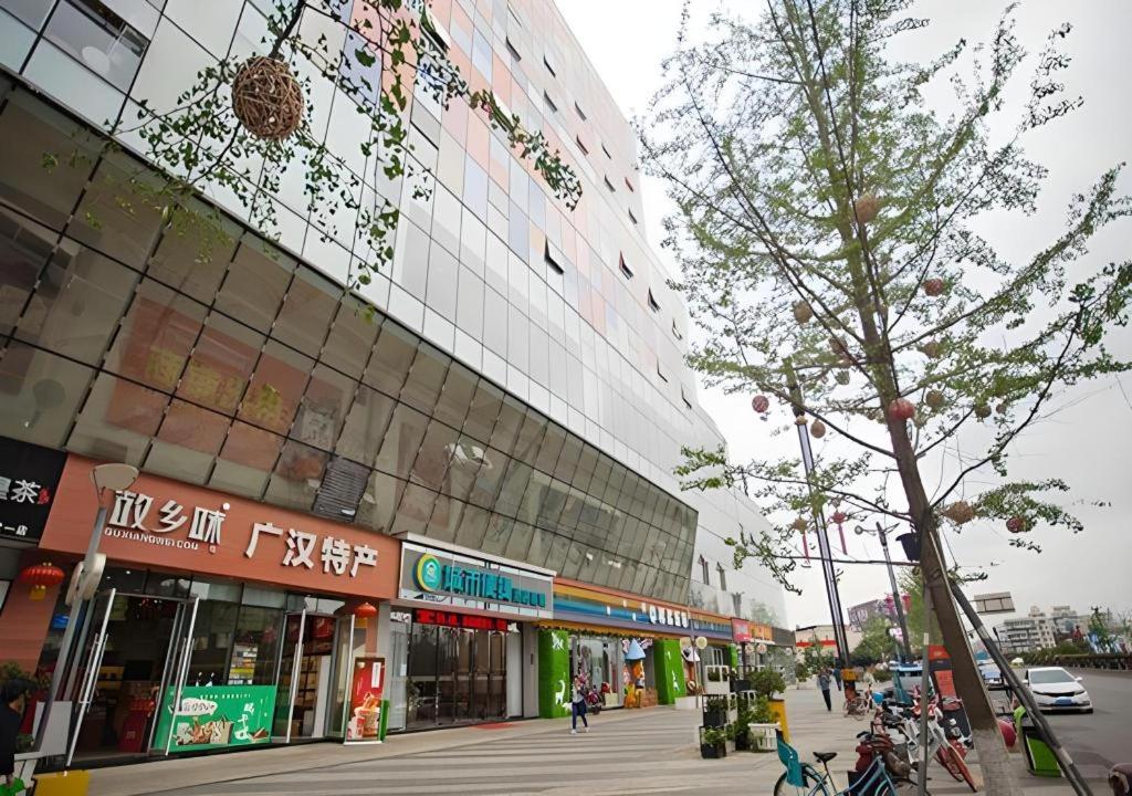 City Comfort Inn Guanghan Sanxingdui Bailun Plaza, China
