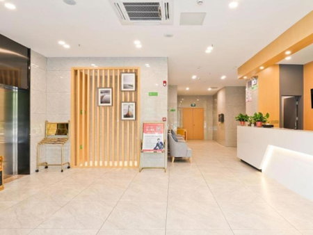 Vatica Hotel Hefei Yaohai Longgang Subway Station, Hefei, China