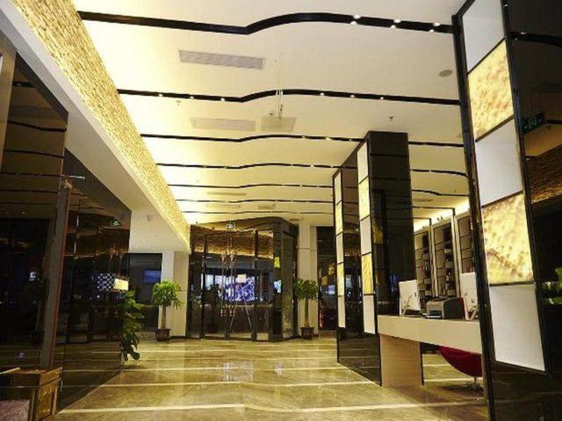 Lavande Hotel Wuhan Wujia Mountain Branch, Wuhan, China