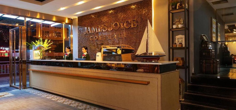 James Joyce Coffetel Guilin Railway Station Xiangbi Mountain Liangjiang Sihu Wharf, Guilin, China