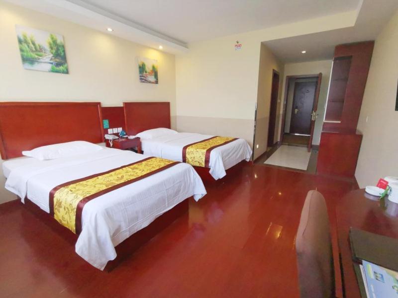 GreenTree Inn Jiangsu Suzhou Taicang Liuhe Passenger Station Express Hotel, Taicang, China