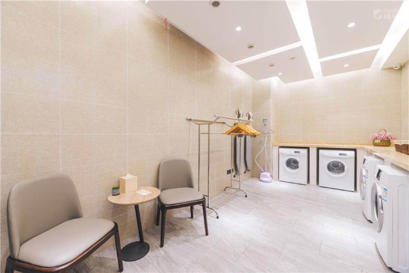 Atour Hotel Taizhou Linhai Branch, Linhai, China