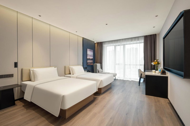 Atour Hotel Nantong Longxin Plaza, Nantong, China