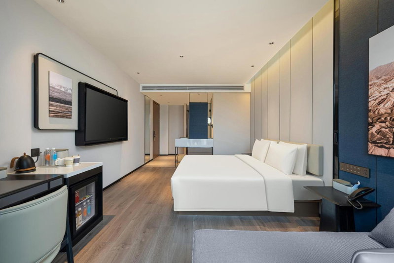 Atour Hotel Nantong Longxin Plaza, Nantong, China