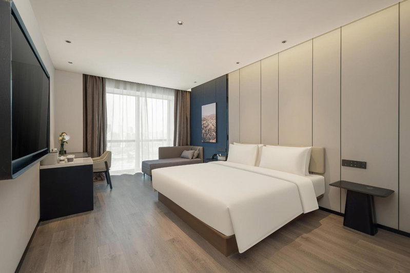 Atour Hotel Nantong Longxin Plaza, Nantong, China