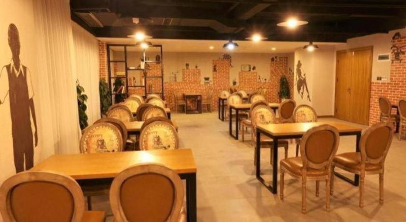 James Joyce Coffetel Chengdu Longquan Dongfang Huada Plaza, Chengdu, China