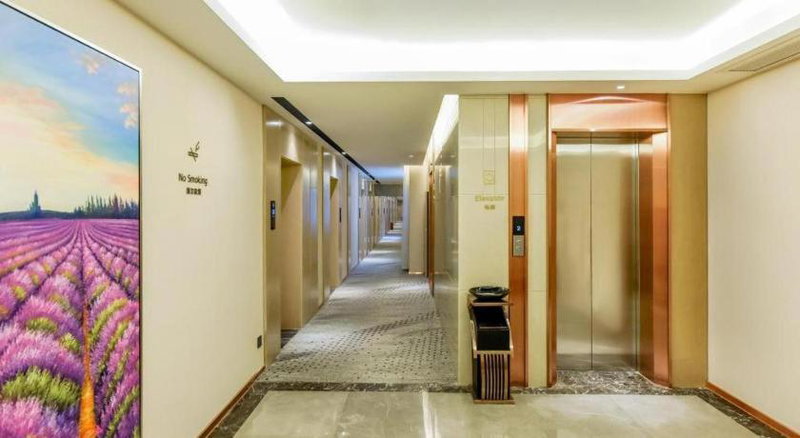 Lavande Hotel Chongqing Nanping Walking Street Wanda Plaza, Chongqing, China