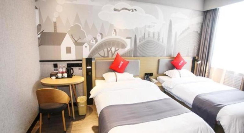 Chengke Hotel Shandong Jinan Zhangqiu District Zhangqiu Railway Station Yiwu Market, Jinan, China