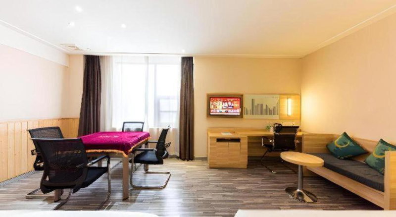 City Comfort Inn Jingmen Zhongjian Jinxiang Square, Jingmen, China