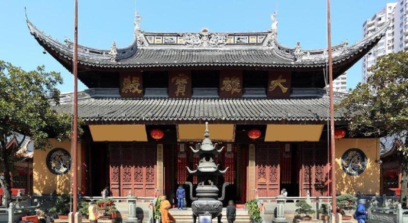 Jinjiang Metropolo Classiq Shanghai Jing'an Temple, China