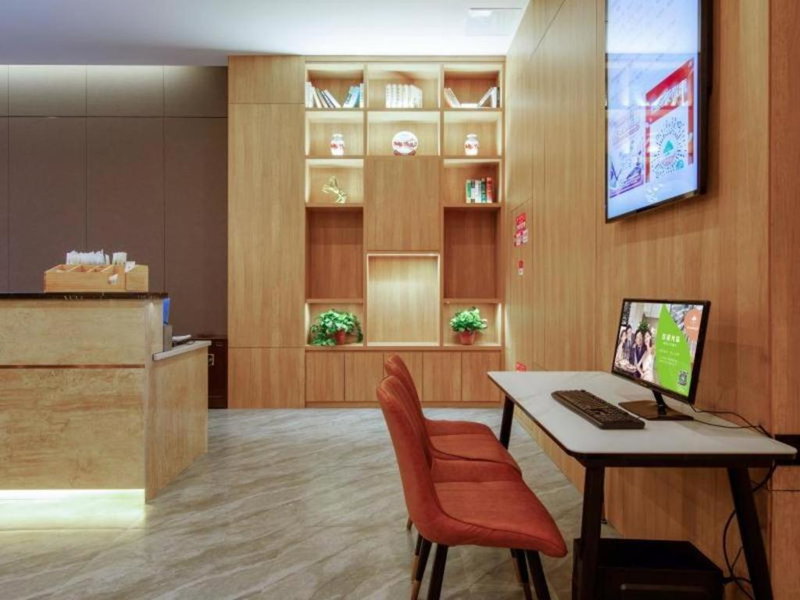 Green Tree Inn Zhejiang Jiaxing Haiyan Agriculture Product Wholesale Market, Jiaxing, China