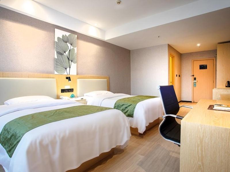 GreenTree Inn Jiangsu Wuxi Zhongqiao Express Hotel, Wuxi, China