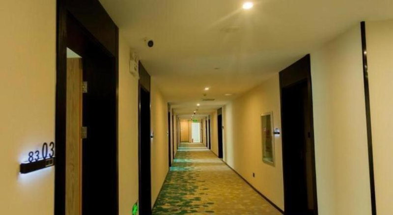 GreenTree Inn Express Henan Xinyang Huaibin County, Zhengzhou, China