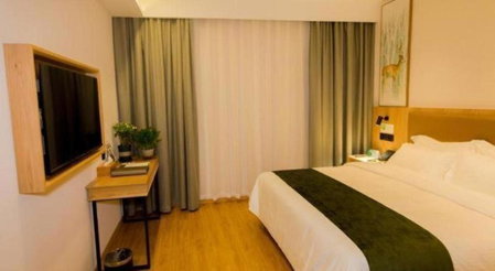 GreenTree Inn Express Henan Xinyang Huaibin County, Zhengzhou, China