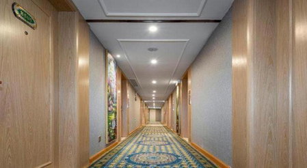 Vienna Hotel Anhui Huainan Railway Station, Huainan, China