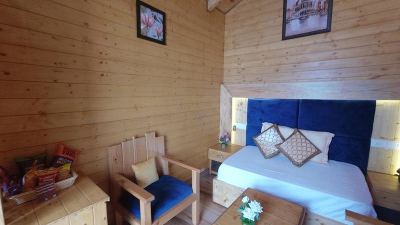 Rooftop Cottages & Restaurant, Pangot, Nainital, India