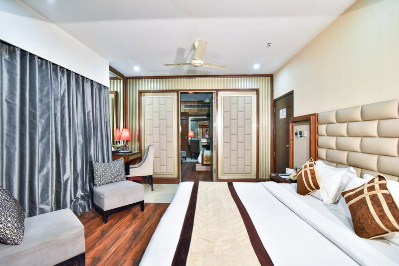 Sawera Grand Luxury Stay Near Golden Temple, Amritsar, India